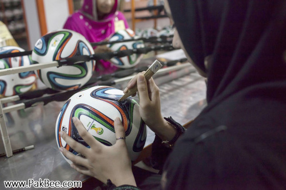 Fifa World Cup Soccer Ball to produce in Pakistan (6)